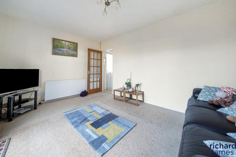 18 Masefield, Royal Wootton Bassett, Swindon, SN4 8JS