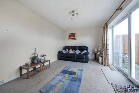 18 Masefield, Royal Wootton Bassett, Swindon, SN4 8JS
