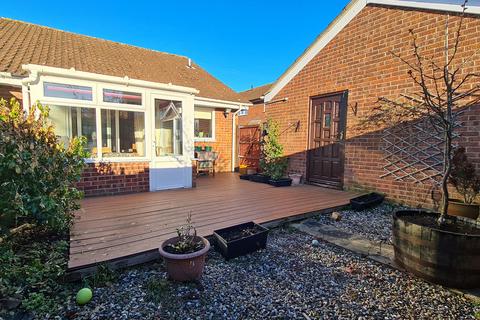 2 bedroom semi-detached bungalow for sale, Hadfield Road, North Walsham