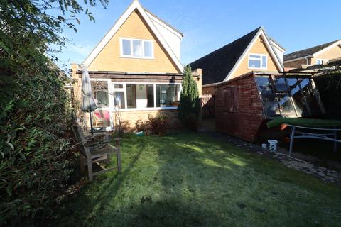 3 bedroom detached house for sale - Tynedale Road, Loughborough