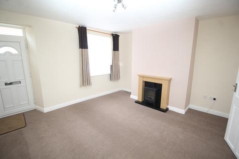 2 bedroom end of terrace house to rent, Barleyhill Road, Garforth