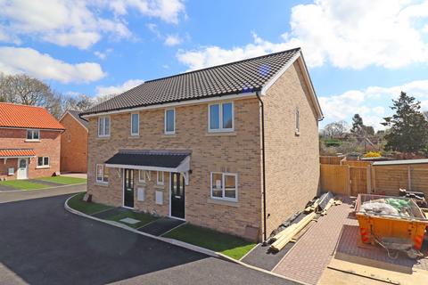 3 bedroom semi-detached house for sale, Prior Gardens, Bentley