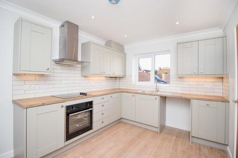 3 bedroom semi-detached house for sale, Prior Gardens, Bentley