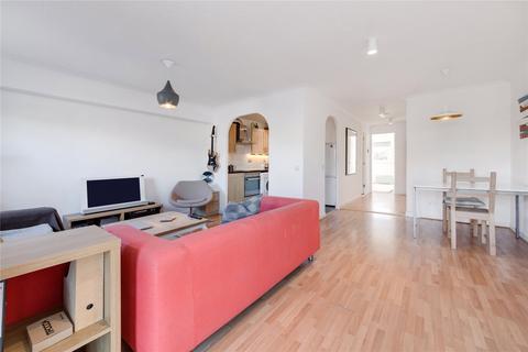 35 Falcon Way, London, E14 9UP