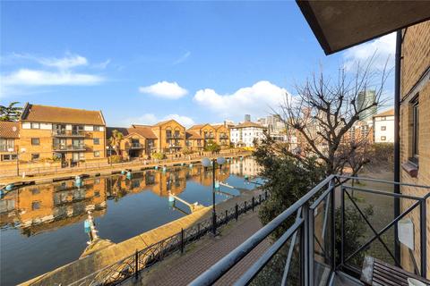 35 Falcon Way, London, E14 9UP