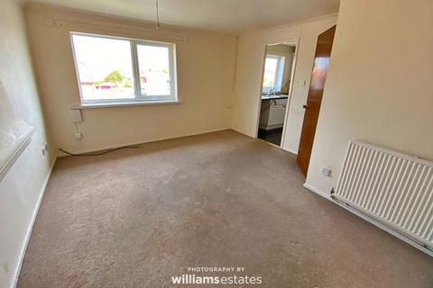 59 Ffordd Elan, Rhyl, LL18 4HZ