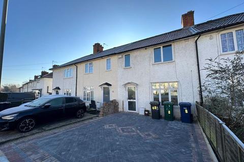 3 bedroom terraced house to rent, Dryfield Road, Edgware