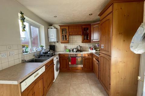 undefined, Stornaway Road, Slough, SL3