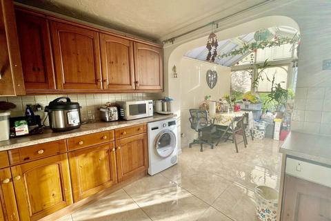 undefined, Stornaway Road, Slough, SL3