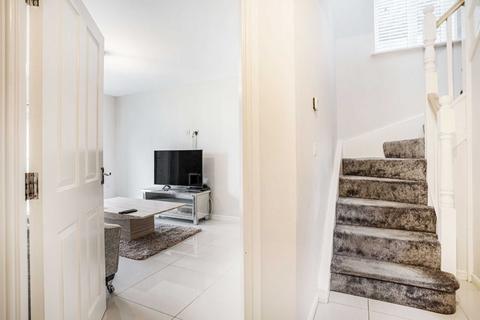 24 Canon Walk, Llandough, Penarth, CF64 2NE
