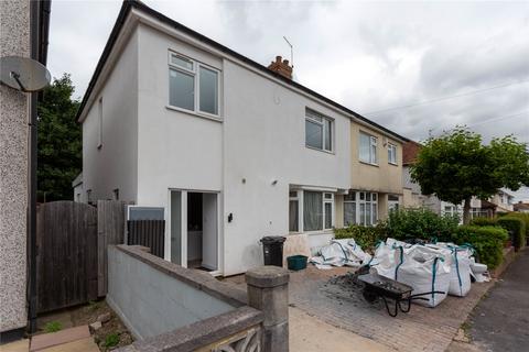 6 bedroom semi-detached house to rent, Hunters Way, Filton, Bristol, BS34
