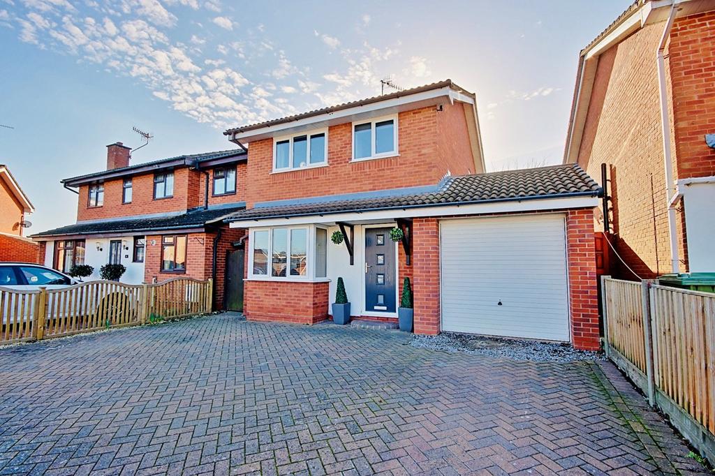 Bream Close, Broomhall, Worcester, WR5 3 bed detached house £340,000