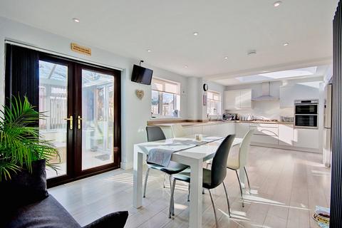 7 Bream Close, Worcester, WR5 3HU