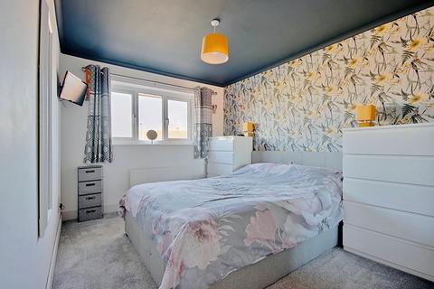 7 Bream Close, Worcester, WR5 3HU