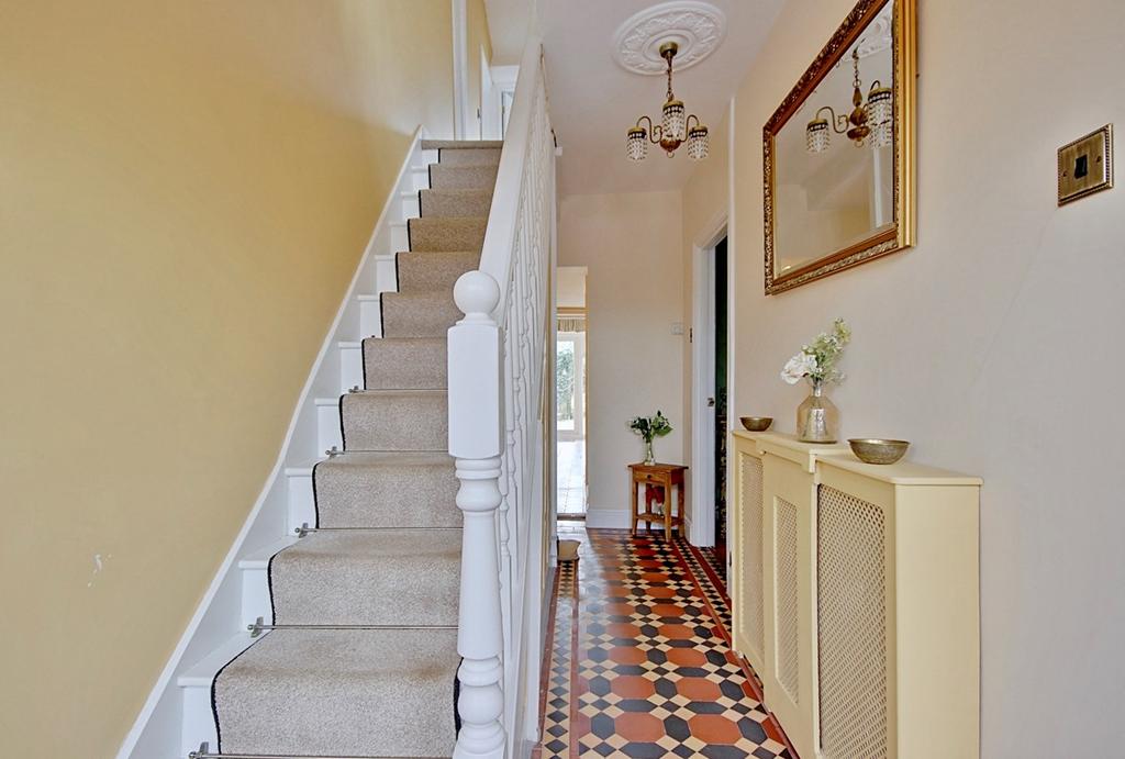 Ombersley Road, Northwick, Worcester, WR3 5 bed detached house for sale