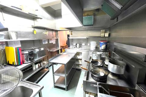 Property to rent - High Street, Portobello, Edinburgh, EH15