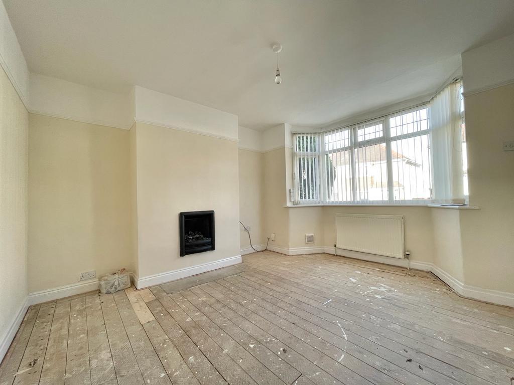 Crockford Road, West Bromwich, B71 2ET 2 bed end of terrace house - £ ...