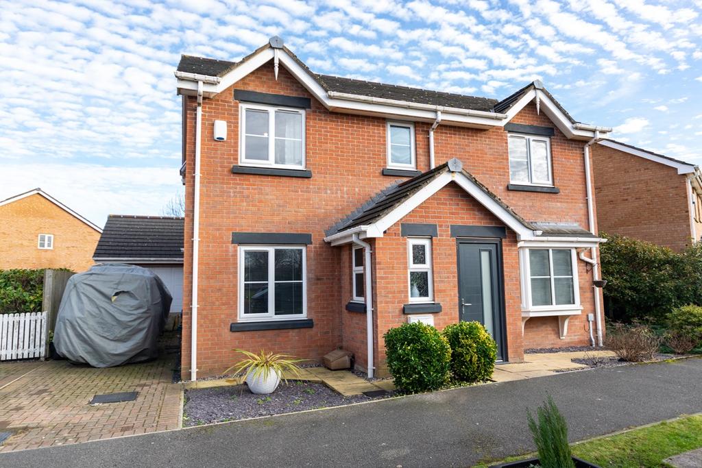 Nelson Way, Lytham, FY8 4 bed detached house £450,000