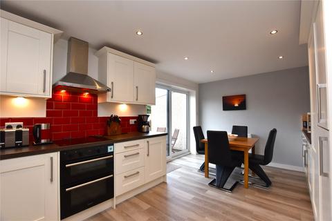 29 Fieldhead Drive, Guiseley, Leeds, LS20 8DX