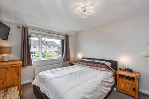 29 Fieldhead Drive, Guiseley, Leeds, LS20 8DX