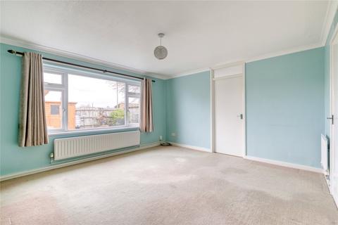 107 Abbotsbury, Bracknell, RG12 8QX