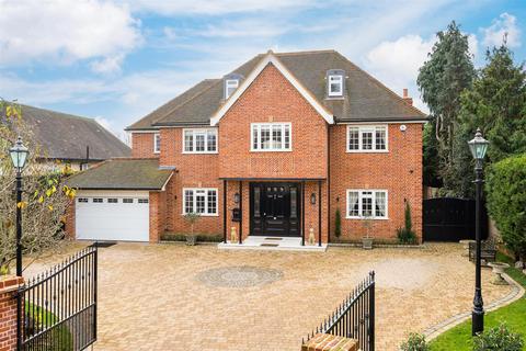 22 Carnaby Road, Broxbourne, EN10 7EQ