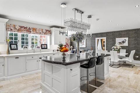 22 Carnaby Road, Broxbourne, EN10 7EQ