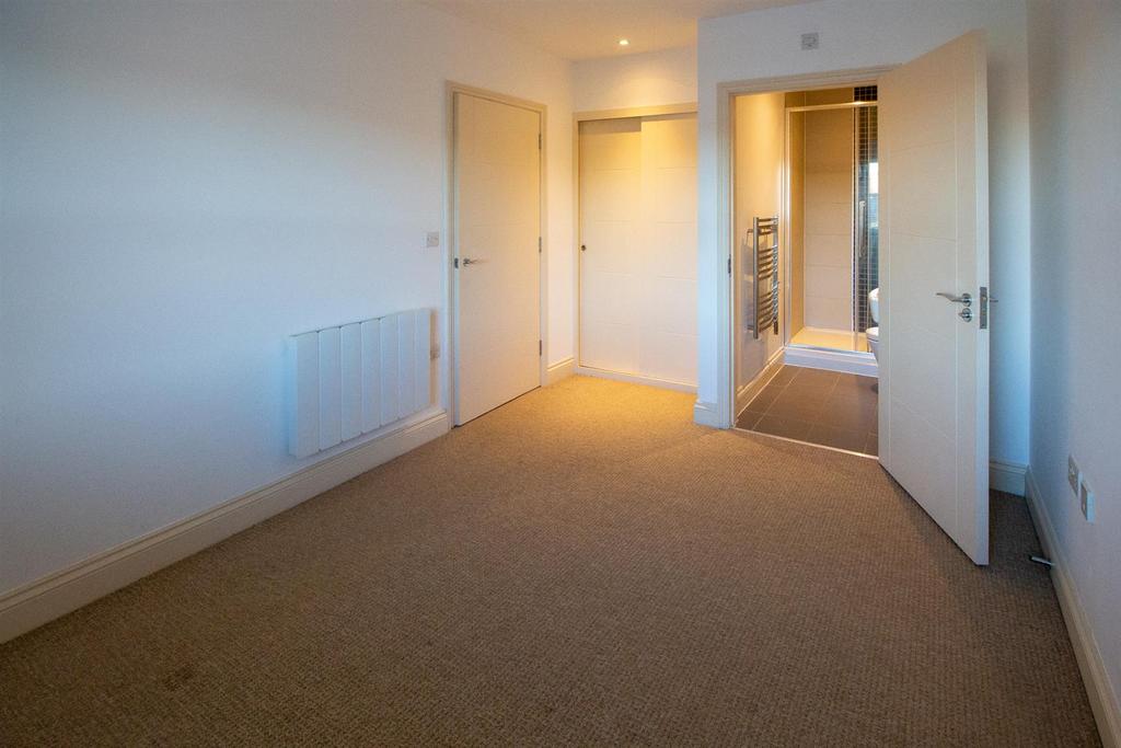3 Copperwood Crt - Bedroom 1.jpg