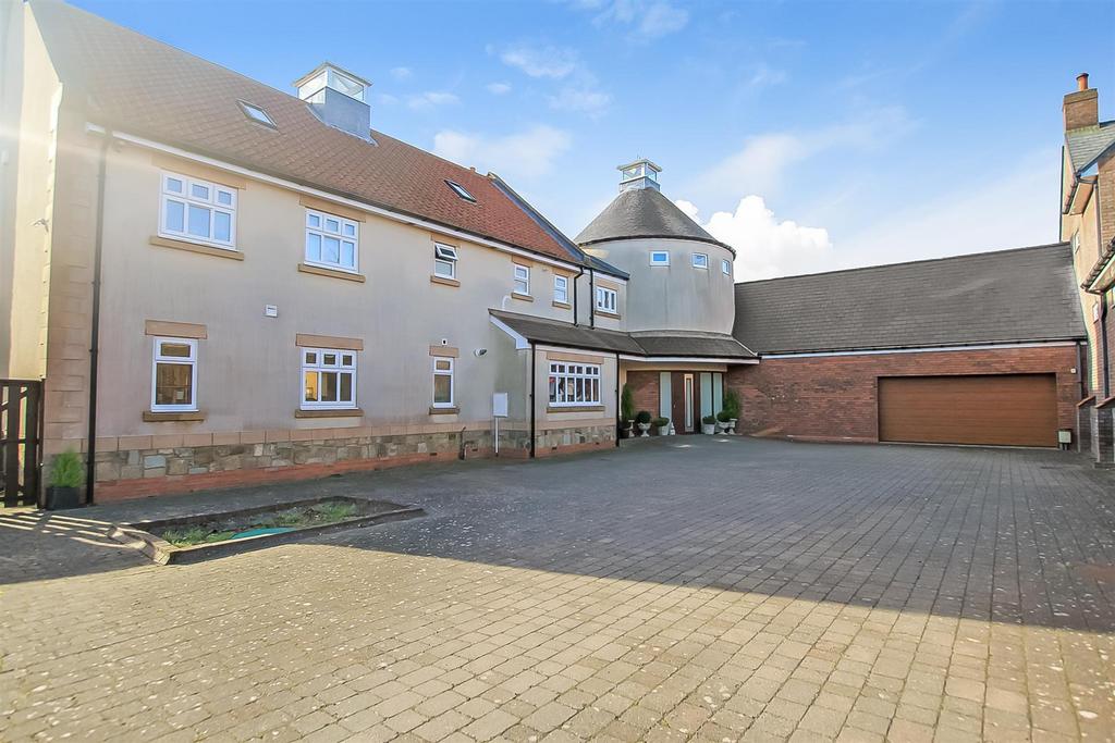 Westerton Heights, Westerton 5 bed detached house £660,000