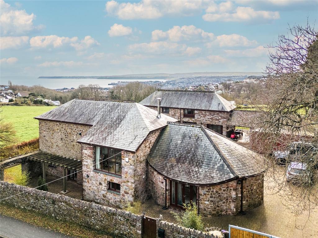 Preston Down Road, Preston, Paignton, Devon, TQ3 4 bed barn conversion