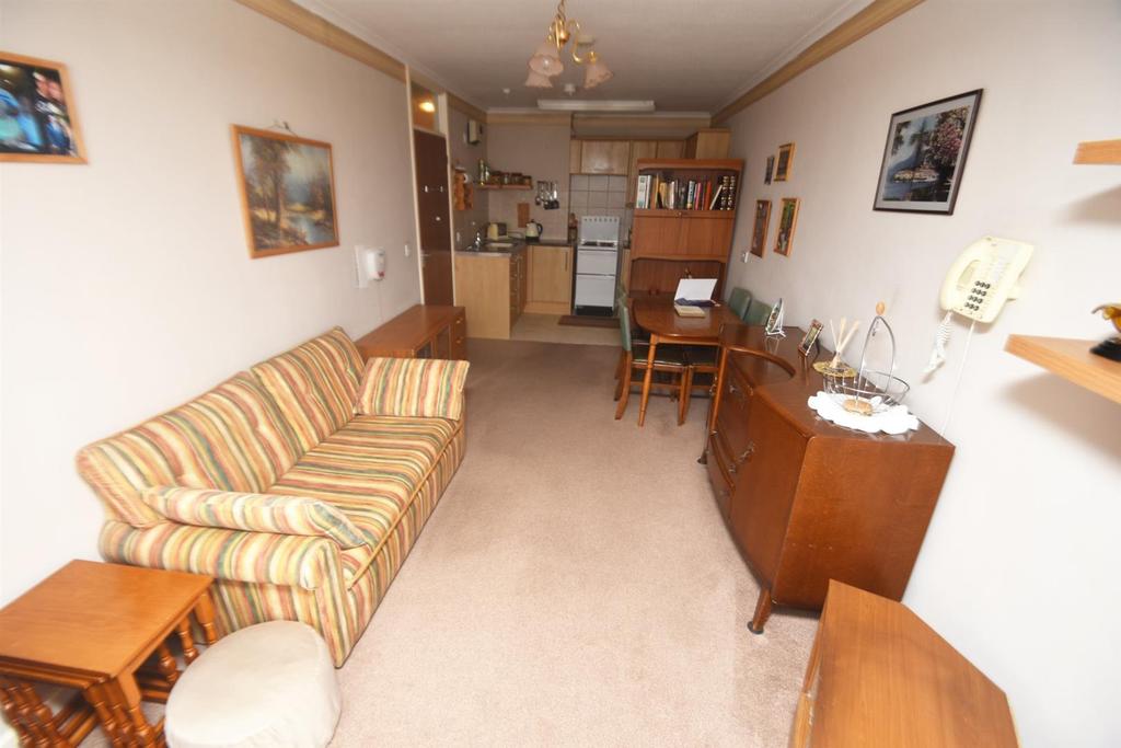 Corbins Lane, Harrow 1 bed flat for sale £77,500