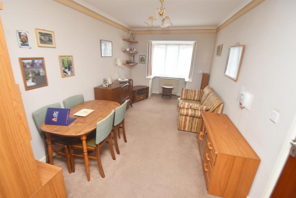 Corbins Lane, Harrow 1 bed flat for sale £77,500