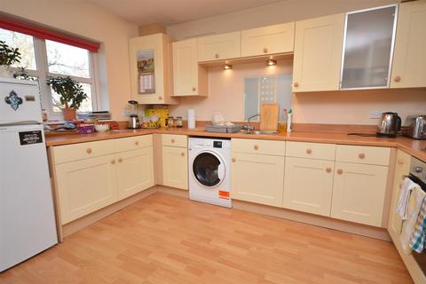 17 Blenheim Square, Lincoln, LN1 3UN