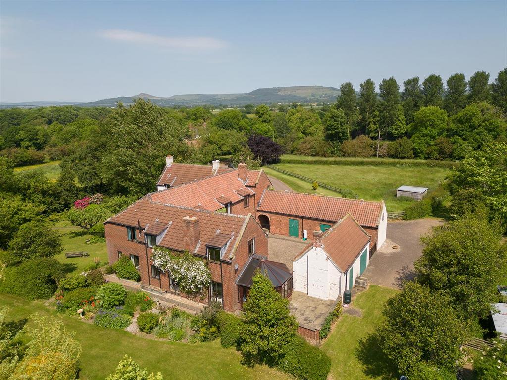 Great Broughton, Middlesbrough 5 bed country house £1,350,000