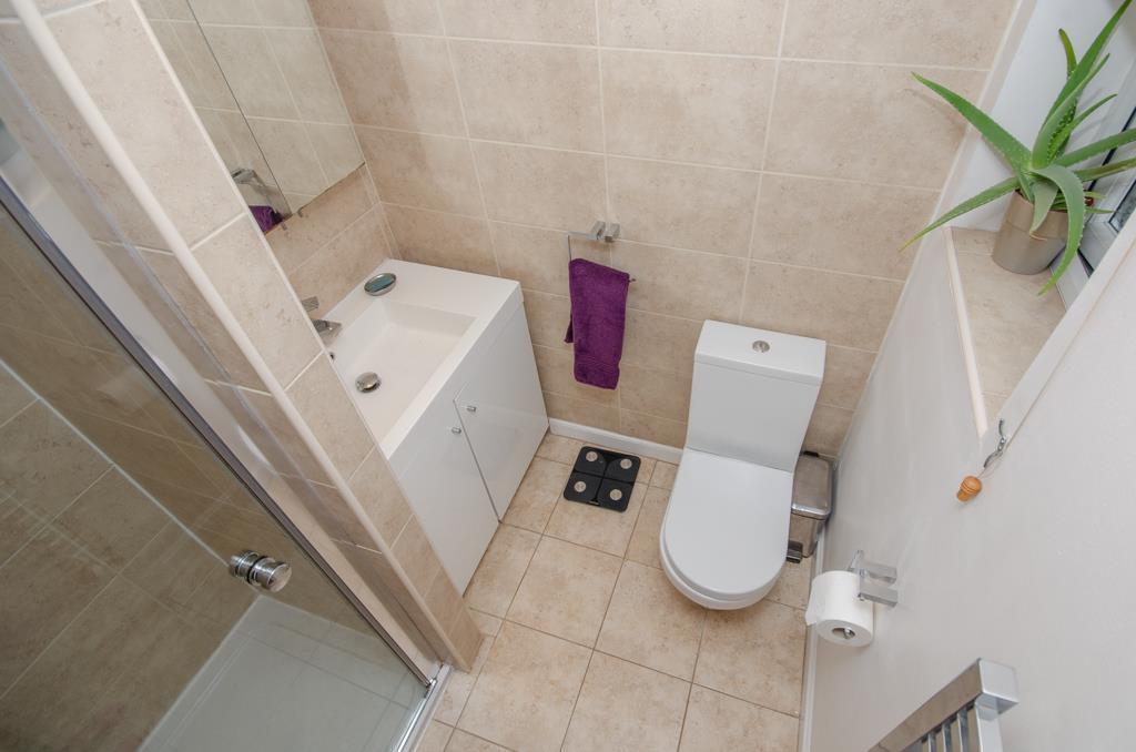 Ensuite.jpg