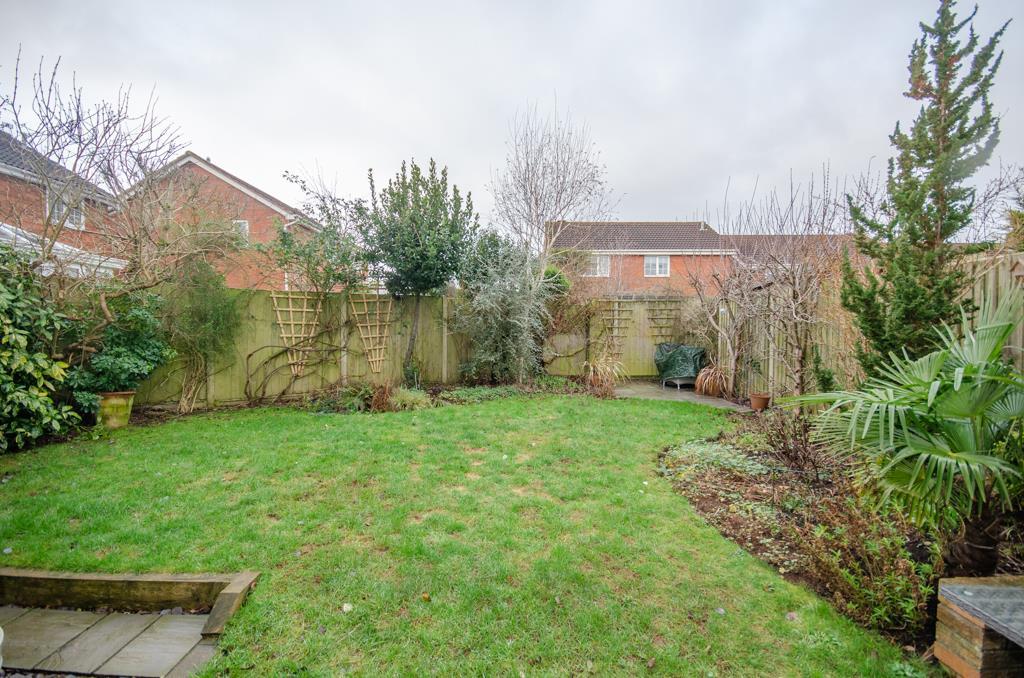 Rear garden pic 2.jpg