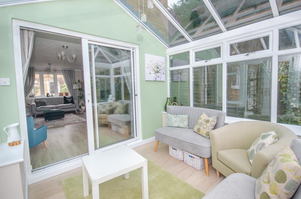 Conservatory pic 2.jpg