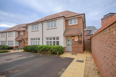 3 Worrell Road, Frenchay, Bristol, BS16 2GA
