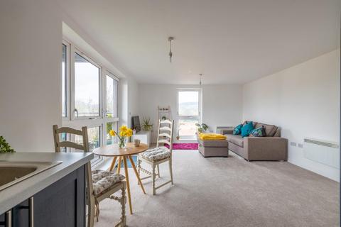 172 Paxton Drive, Bristol, BS3 2BN