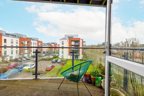 172 Paxton Drive, Bristol, BS3 2BN