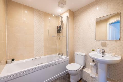 172 Paxton Drive, Bristol, BS3 2BN