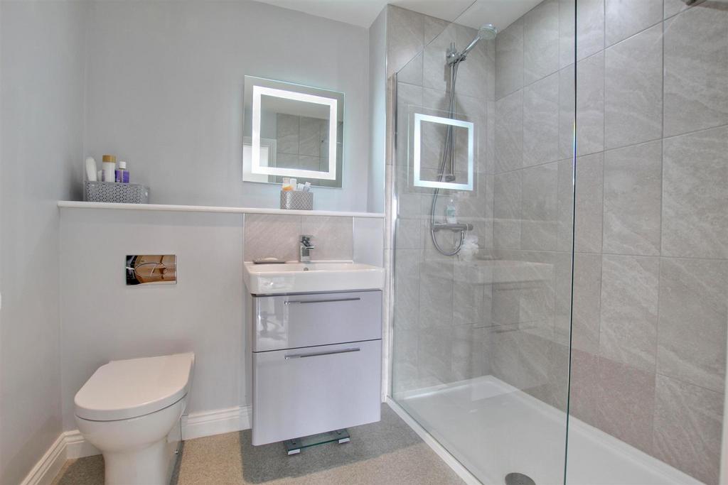 En suite shower room