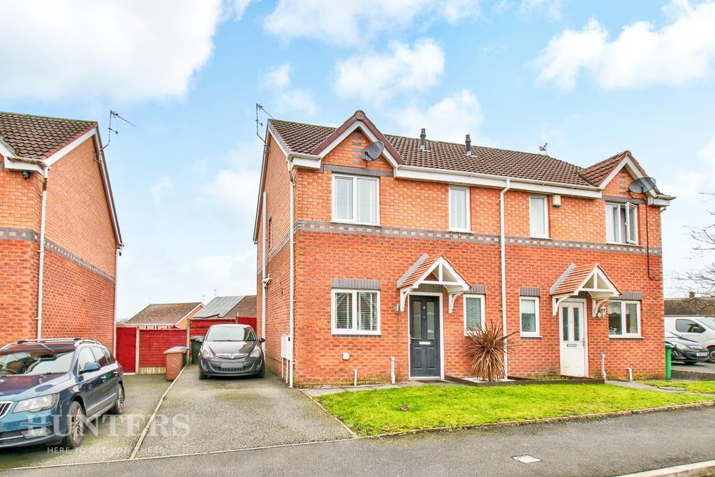 Skiddaw Close, Middleton M24 3 bed semidetached house for sale £240,000