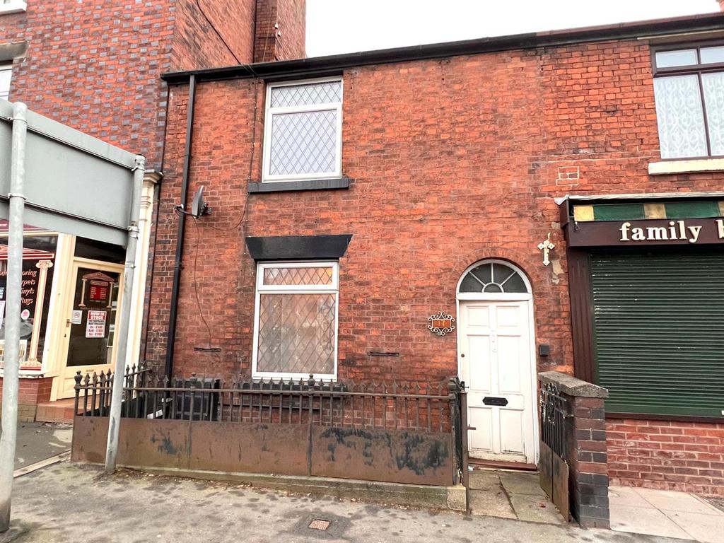 Ball Haye Street, Leek 2 bed terraced house £450 pcm (£104 pw)