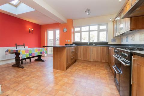 132 Brantingham Road, Chorlton Cum Hardy, Manchester, M21 0TU