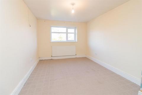 132 Brantingham Road, Chorlton Cum Hardy, Manchester, M21 0TU