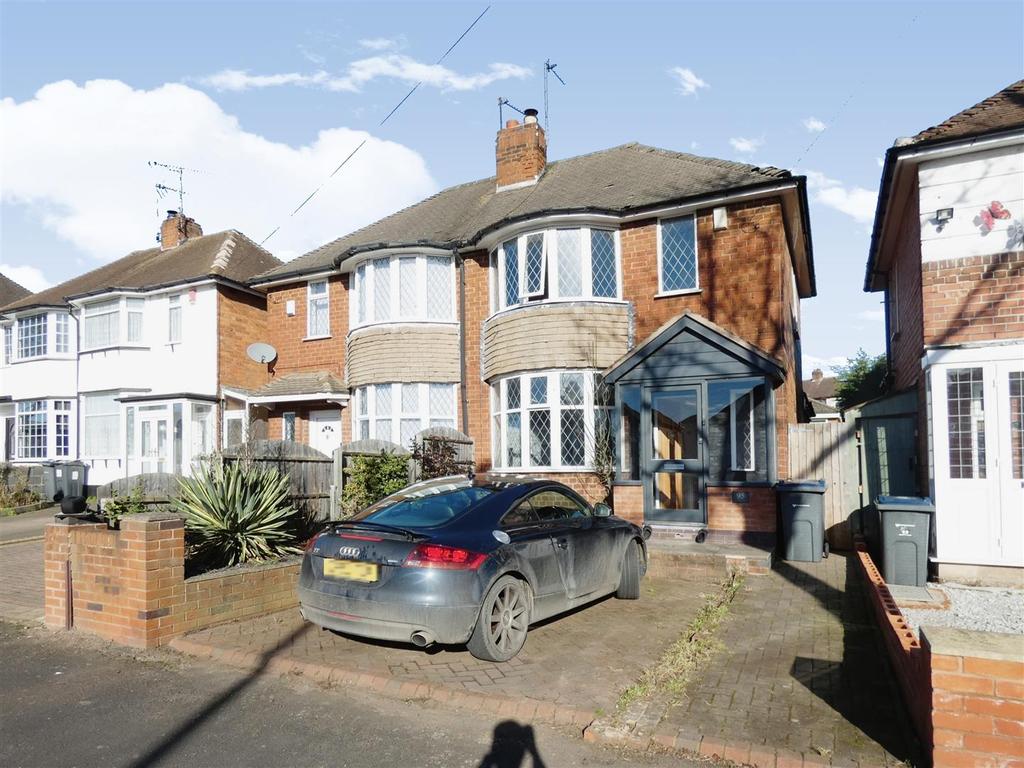 Rocky Lane, Great Barr Birmingham 2 bed semidetached house £170,000