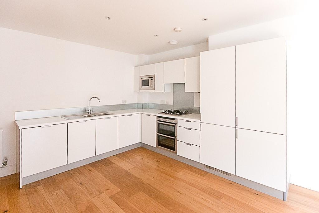3 Rose Court kitchen.jpg