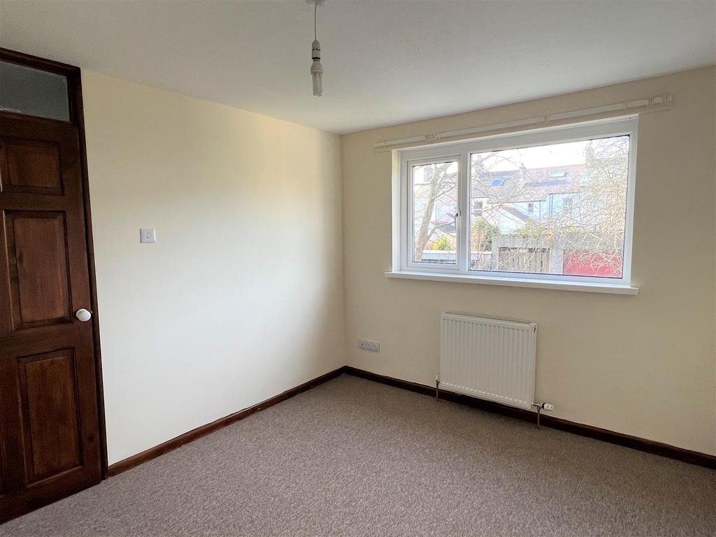 Bedroom: