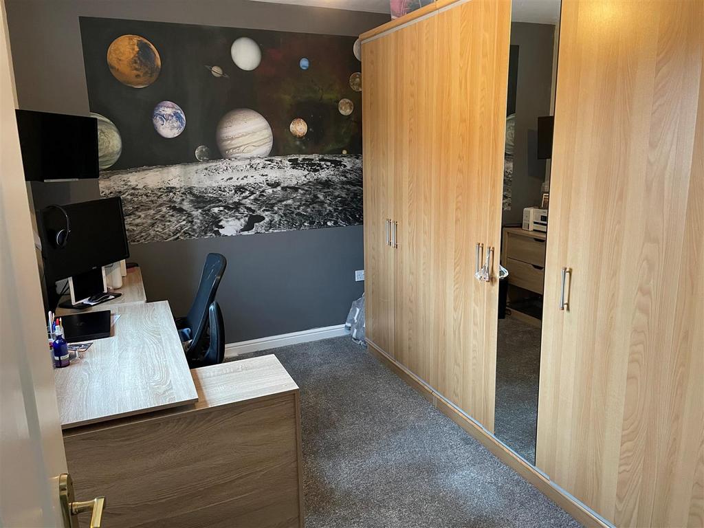 79 Parkgate 4th Bedroom.jpg